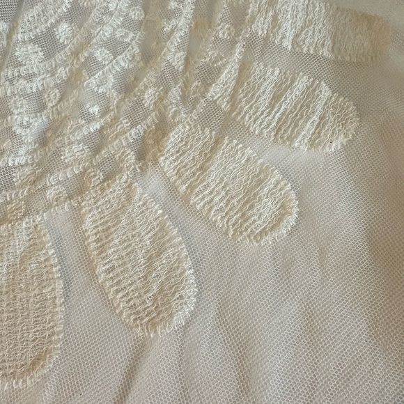 Summer Floral Lace Coverup with Front Tie - Picture 6 of 9